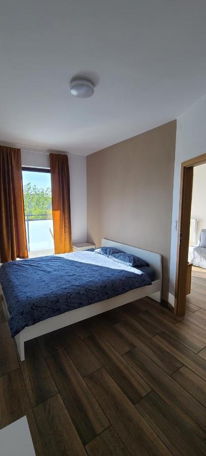 Wellsituated 1 Bedroom Condo In Warsaw Freeparking Bagian luar foto