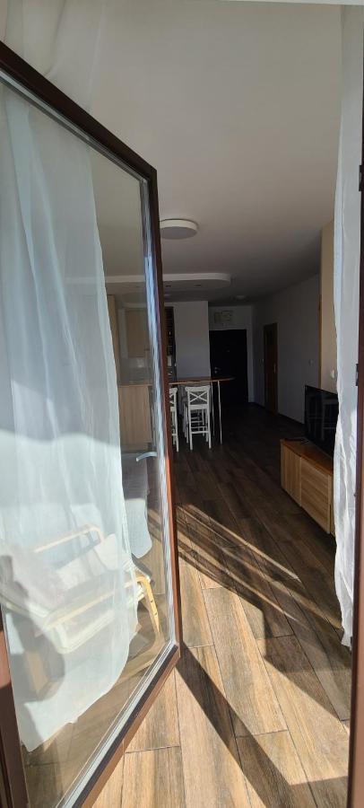 Wellsituated 1 Bedroom Condo In Warsaw Freeparking Bagian luar foto